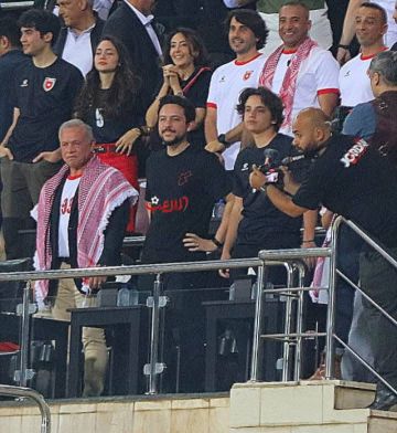 "التأهل التاريخي" .. قصة اتحاد ناجح ودعم هاشمي لا ينضب!! "التأهل التاريخي" .. قصة اتحاد ناجح ودعم هاشمي لا ينضب!!