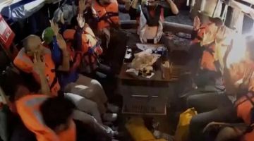 الجيش الإسرائيلي أساء معاملة ركاب مادلين وحرمهم من النوم والطعام عاجل الجيش الإسرائيلي أساء معاملة ركاب مادلين وحرمهم من النوم والطعام عاجل