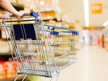 الركود الاقتصادي يهدد الأسواق: منير دية يدعو الحكومة لتحفيز عاجل الركود الاقتصادي يهدد الأسواق: منير دية يدعو الحكومة لتحفيز عاجل