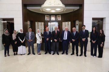 تكريم طلبة الشرق الأوسط الفائزين في مسابقة العنف الرقمي