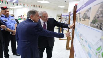 رئيس الوزراء يوجه بتسريع إنجاز مراحل مشروع تطوير معبر حدود الدرة في العقبة