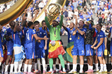 هل يحتفظ أبطال كأس العالم للأندية بكؤوسهم؟