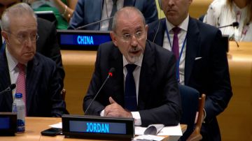 الصفدي: الاعتراف بالدولة الفلسطينية بات ضرورة لا غنى عنها عاجل الصفدي: الاعتراف بالدولة الفلسطينية بات ضرورة لا غنى عنها عاجل