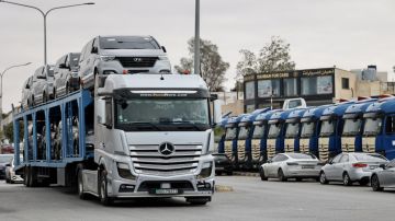 انخفاض التخليص على المركبات في المنطقة الحرة الزرقاء بنسبة 9 خلال النصف الأول من 2025 عاجل