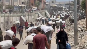 الهيئة الخيرية الهاشمية: دخول واحدة من أكبر دفعات الطحين إلى قطاع غزة عاجل