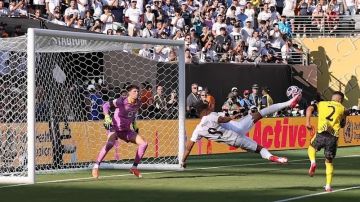 بالخطأ.. مبابي يستخدم الذكاء الاصطناعي لتضليل الجماهير بالخطأ.. مبابي يستخدم الذكاء الاصطناعي لتضليل الجماهير