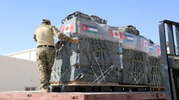 كندا تسير طائرة مساعدات إلى غزة بالتنسيق مع الأردن كندا تسير طائرة مساعدات إلى غزة بالتنسيق مع الأردن