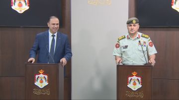 تفاصيل برنامج خدمة العلم الجديد.. استهداف 6 آلاف شاب من مواليد 2007 بمسارين عسكري ومعرفي عاجل تفاصيل برنامج خدمة العلم الجديد.. استهداف 6 آلاف شاب من مواليد 2007 بمسارين عسكري ومعرفي عاجل