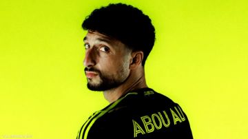 أبو علي يظهر بكولومبوس كرو بعلم الدنمارك أبو علي يظهر بكولومبوس كرو بعلم الدنمارك