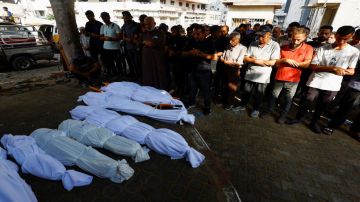 شهداء ومصابون في قصف الاحتلال عدة مناطق في قطاع غزة شهداء ومصابون في قصف الاحتلال عدة مناطق في قطاع غزة