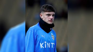 ليفربول يعلن تعاقده مع المدافع الإيطالي ليوني من بارما