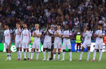 بعد مواجهة السوبر الأوروبي.. توتنهام يدين الإساءات العنصرية لمدافعه