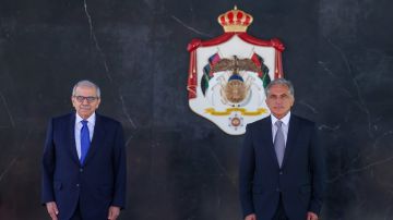 رئيس الوزراء يستقبل رئيس مجلس الوزراء اللبناني