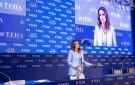 الملكة رانيا .. بين دور الأم والرسالة الإنسانية العالمية - jo