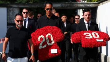ليفربول يدفع رواتب الراحل جوتا حتى نهاية الموسم المقبل ليفربول يدفع رواتب الراحل جوتا حتى نهاية الموسم المقبل