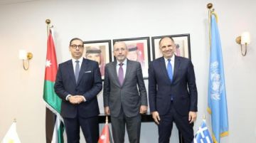 مباحثات أردنية يونانية قبرصية في إطار آلية التعاون الثلاثي مباحثات أردنية يونانية قبرصية في إطار آلية التعاون الثلاثي