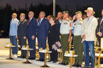 الشواربة يفتتح مشروع الأعمال الفنية في الممر التاريخي. (صور)