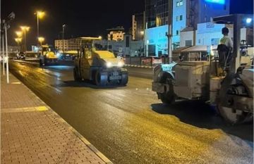 أمانة عمان تباشر أعمال تعبيد ليلية لعدد من الشوارع
