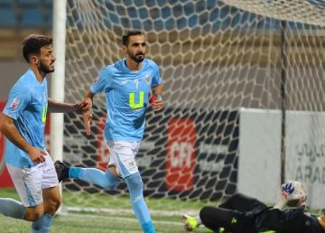 الفيصلي ينفرد بصدارة بطولة درع الاتحاد لكرة القدم الفيصلي ينفرد بصدارة بطولة درع الاتحاد لكرة القدم