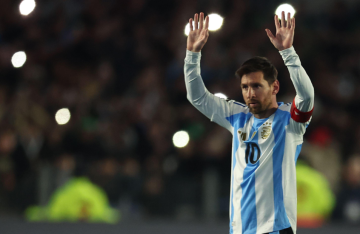 إنجازات البرغوث الأرجنتيني ميسي الفردية والجماعية مع منتخب الأرجنتين .. هل يشارك في كأس العالم 2026؟ إنجازات البرغوث الأرجنتيني ميسي الفردية والجماعية مع منتخب الأرجنتين .. هل يشارك في كأس العالم 2026؟