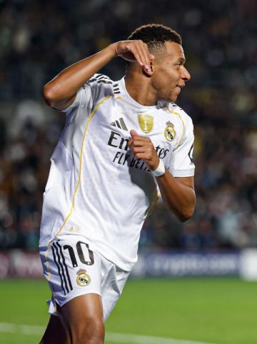 ريال مدريد يسحق الماتي الكازاخي بخماسية ريال مدريد يسحق الماتي الكازاخي بخماسية
