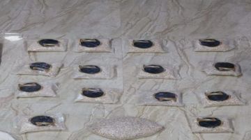 الجيش يحبط محاولة تهريب مواد مخدرة بواسطة بالونات