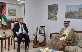 وزير البيئة يبحث والسفير الكويتي التعاون البيئي