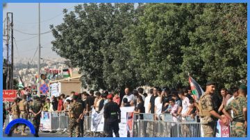 الآلاف يحتشدون في شوارع عمان لاستقبال أمير قطر