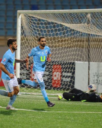 الفيصلي يهزم شباب الأردن وينفرد بصدارة الدرع الفيصلي يهزم شباب الأردن وينفرد بصدارة الدرع
