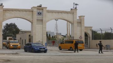 المعابر الفلسطينية: معبر الكرامة مغلق أمام حركة المسافرين