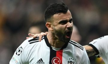 الجناح الجزائري رشيد غزال يعود إلى ليون