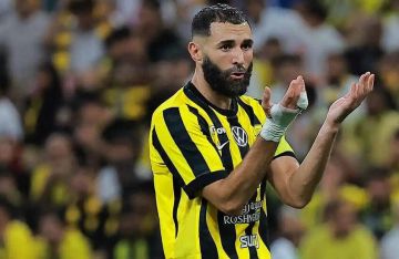 كريم بنزيما يضع الاتحاد السعودي في أزمة كبرى كريم بنزيما يضع الاتحاد السعودي في أزمة كبرى