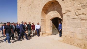 افتتاح مشروع تطوير قلعة القطرانة الأثرية افتتاح مشروع تطوير قلعة القطرانة الأثرية