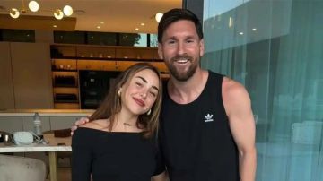 زوجته علقت .. ما علاقة صديقة لامين يامال الجديدة بميسي؟ (صور) زوجته علقت .. ما علاقة صديقة لامين يامال الجديدة بميسي؟ (صور)