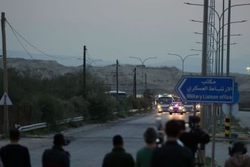 الأردن: ستتم إعادة فتح جسر الملك حسين أمام حركة المسافرين يوم غد الأحد