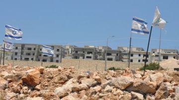 معاريف: تطبيق السيادة على الضفة الغربية يدار بهدوء عاجل