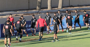 المنتخب الوطني يبدأ تحضيراته في موسكو استعدادا للقاء نظيره الروسي المنتخب الوطني يبدأ تحضيراته في موسكو استعدادا للقاء نظيره الروسي