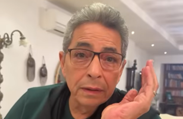 أنا آخر إخوتي.. الإعلامي المصري محمود سعد يتحدث عن تجربة تركت لديه أثرا نفسيا عميقا (فيديو)