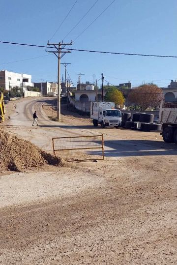 بلدية غرب إربد: معالجة أوضاع الشوارع شرط لمنح تصاريح حفر للصرف الصحي بلدية غرب إربد: معالجة أوضاع الشوارع شرط لمنح تصاريح حفر للصرف الصحي