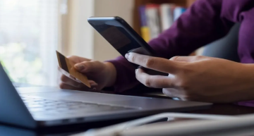 قرابة 16 مليار دينار قيمة حركات الدفع عبر إي فواتيركم في 2025 قرابة 16 مليار دينار قيمة حركات الدفع عبر إي فواتيركم في 2025