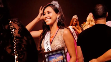 9 سنوات من المعاناة.. وفاة ملكة جمال أمريكية بعد صراع مع السرطان 9 سنوات من المعاناة.. وفاة ملكة جمال أمريكية بعد صراع مع السرطان