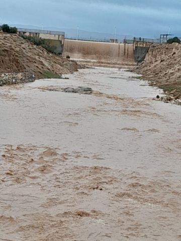 سلطه وادي الاردن : فيضان سد البويضة في إربد
