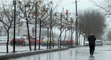 منخفض جوي من الدرجة الثانية يضرب المملكة الثلاثاء ويعيد الأجواء الشتوية الماطرة