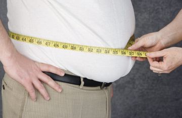 تناول الأطعمة الطبيعية يقلل 300 سعرة يوميا دون حميات صارمة