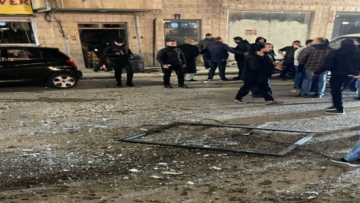 إصابة 4 أشخاص بحريق داخل محل تجاري في منطقة الصويفية بالعاصمة عمان