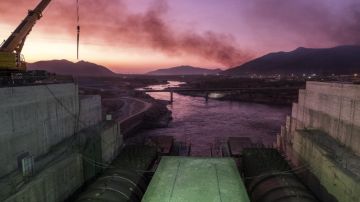 السيسي يثمن اهتمام ترامب بقضية مياه النيل باعتبارها قضية وجودية لمصر السيسي يثمن اهتمام ترامب بقضية مياه النيل باعتبارها قضية وجودية لمصر