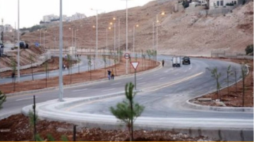 إعادة فتح كريدور عبدون أمام حركة السير بعد معالجة آثار الأمطار إعادة فتح كريدور عبدون أمام حركة السير بعد معالجة آثار الأمطار