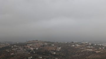 الأرصاد تحذر من عواصف رعدية غزيرة بالتزامن مع اشتداد فاعلية المنخفض الجوي الأرصاد تحذر من عواصف رعدية غزيرة بالتزامن مع اشتداد فاعلية المنخفض الجوي