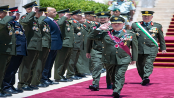 في عيده الـ 64 .. حياة ملك وسيرة قائد