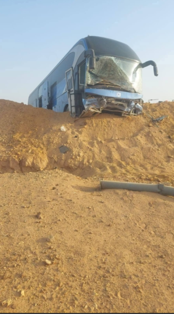 تفاصيل حادث سير لباص معتمرين أردنيين في السعودية - صور تفاصيل حادث سير لباص معتمرين أردنيين في السعودية - صور